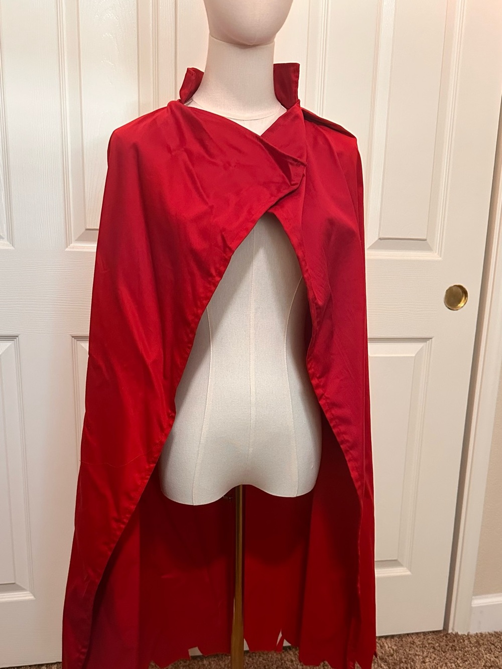 Red kids Cape Coat - Halloween costume for vampire or demon.